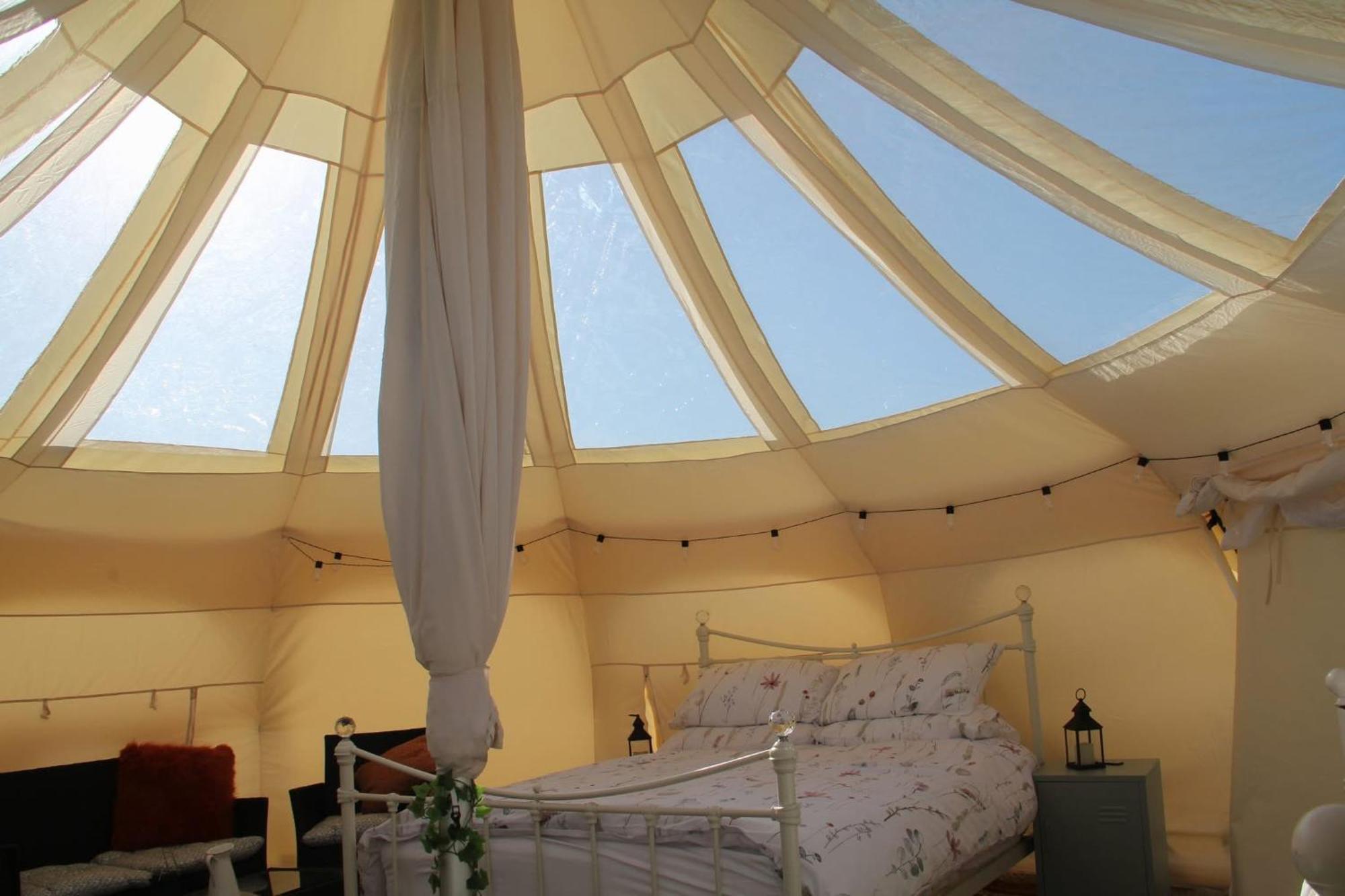 Tal-Y-Fan Farm 6M Stargazer Tent Bridgend  Zewnętrze zdjęcie