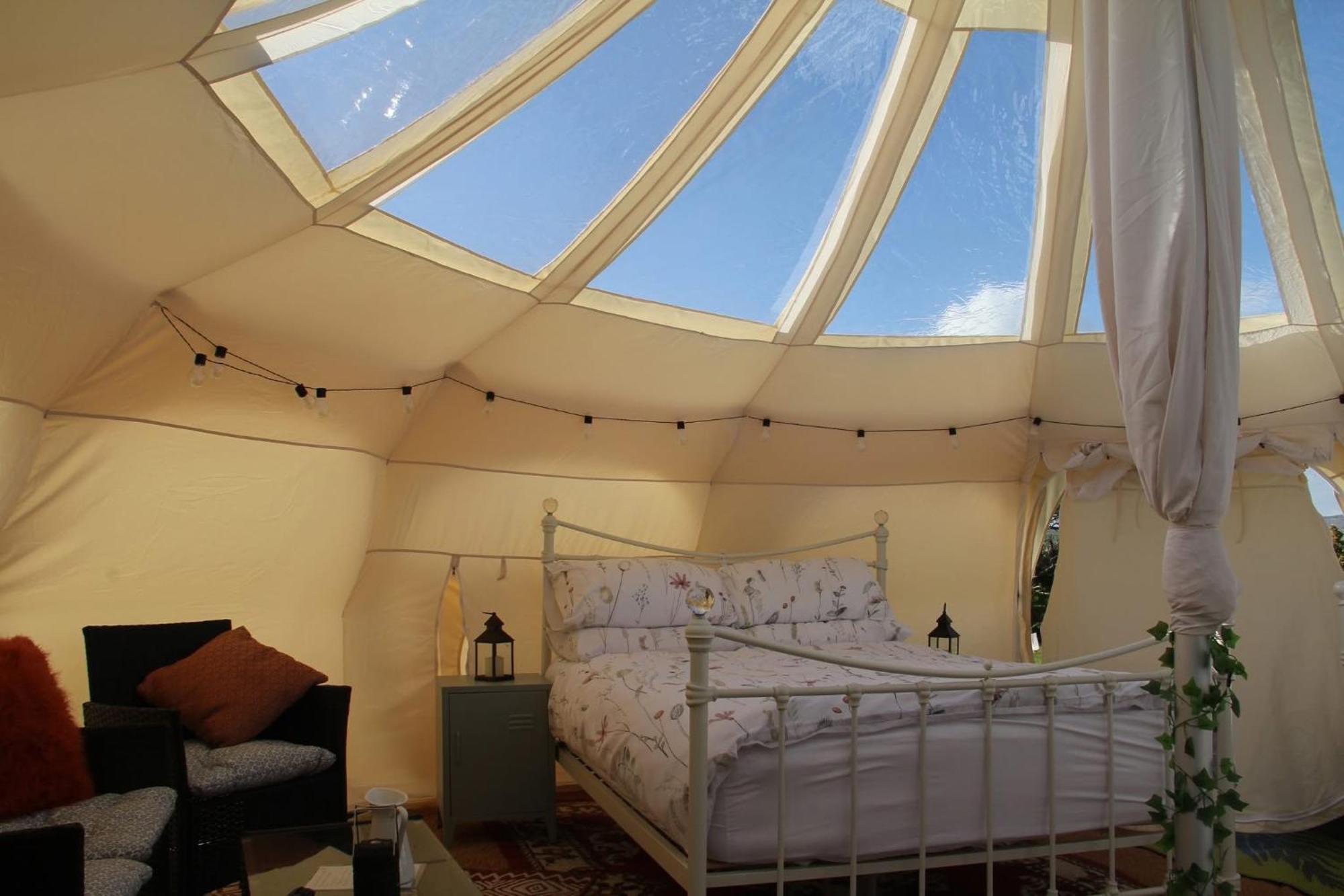 Tal-Y-Fan Farm 6M Stargazer Tent Bridgend  Zewnętrze zdjęcie