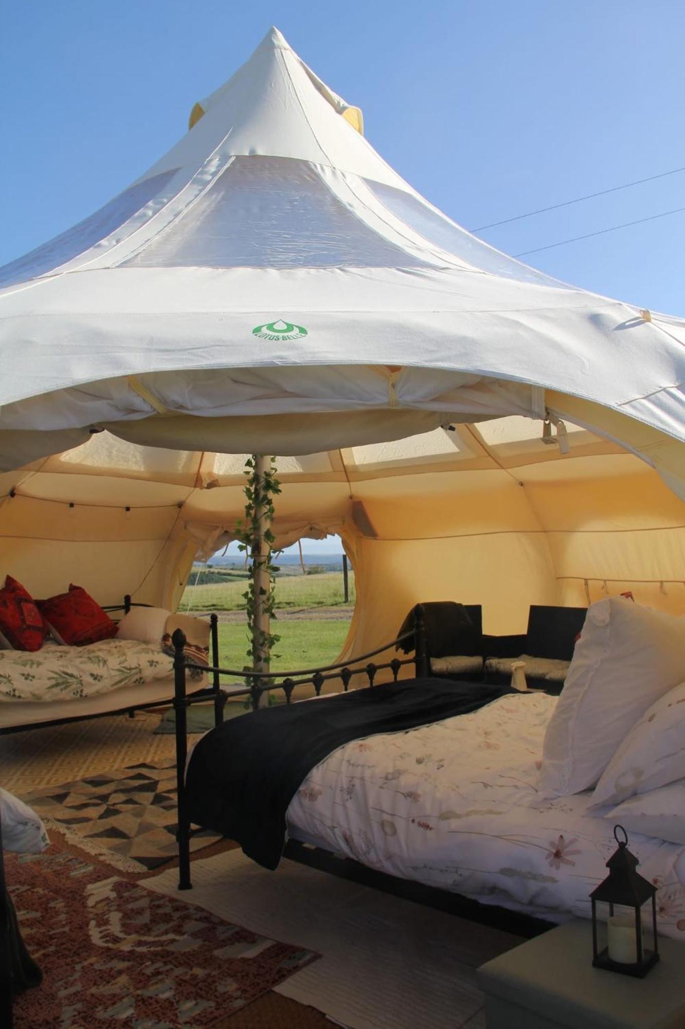 Tal-Y-Fan Farm 6M Stargazer Tent Bridgend  Zewnętrze zdjęcie