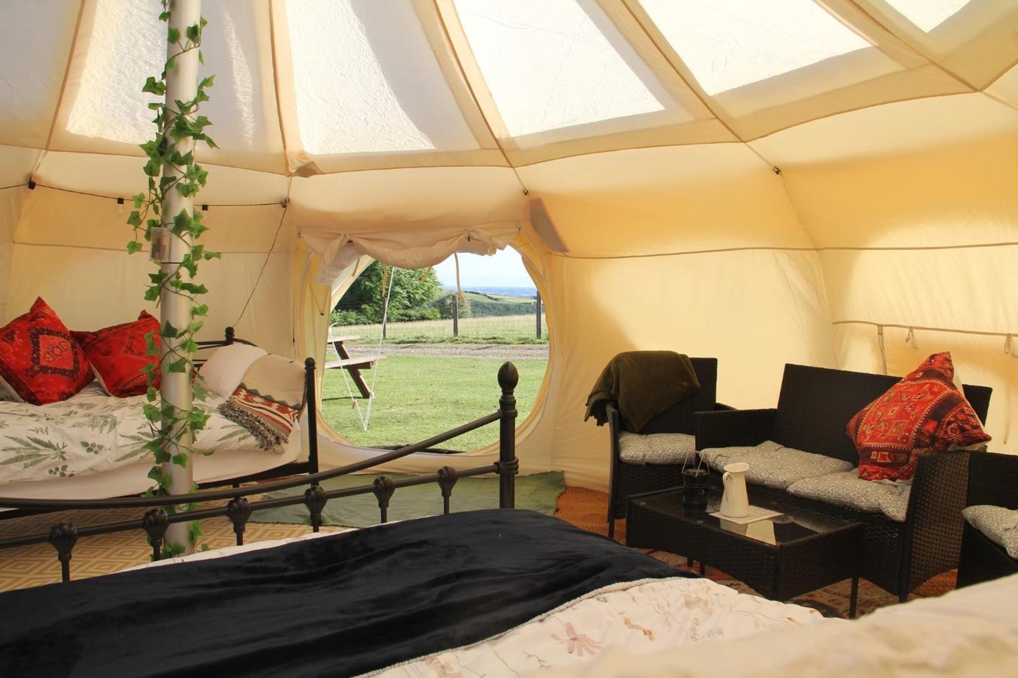 Tal-Y-Fan Farm 6M Stargazer Tent Bridgend  Zewnętrze zdjęcie